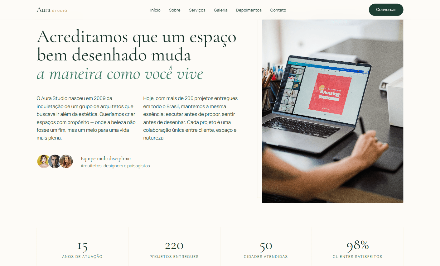 Print do site institucional de construção mostrando formulário de orçamento